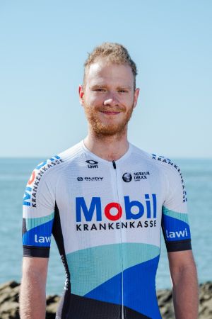 Mobil Krankenkasse Cycling Team - Porträt Alexander Riedel 2024.